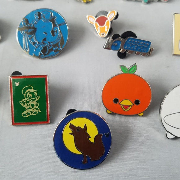 Disney Trading Pins Official Animals Lot of 16 - Picture 5 of 8